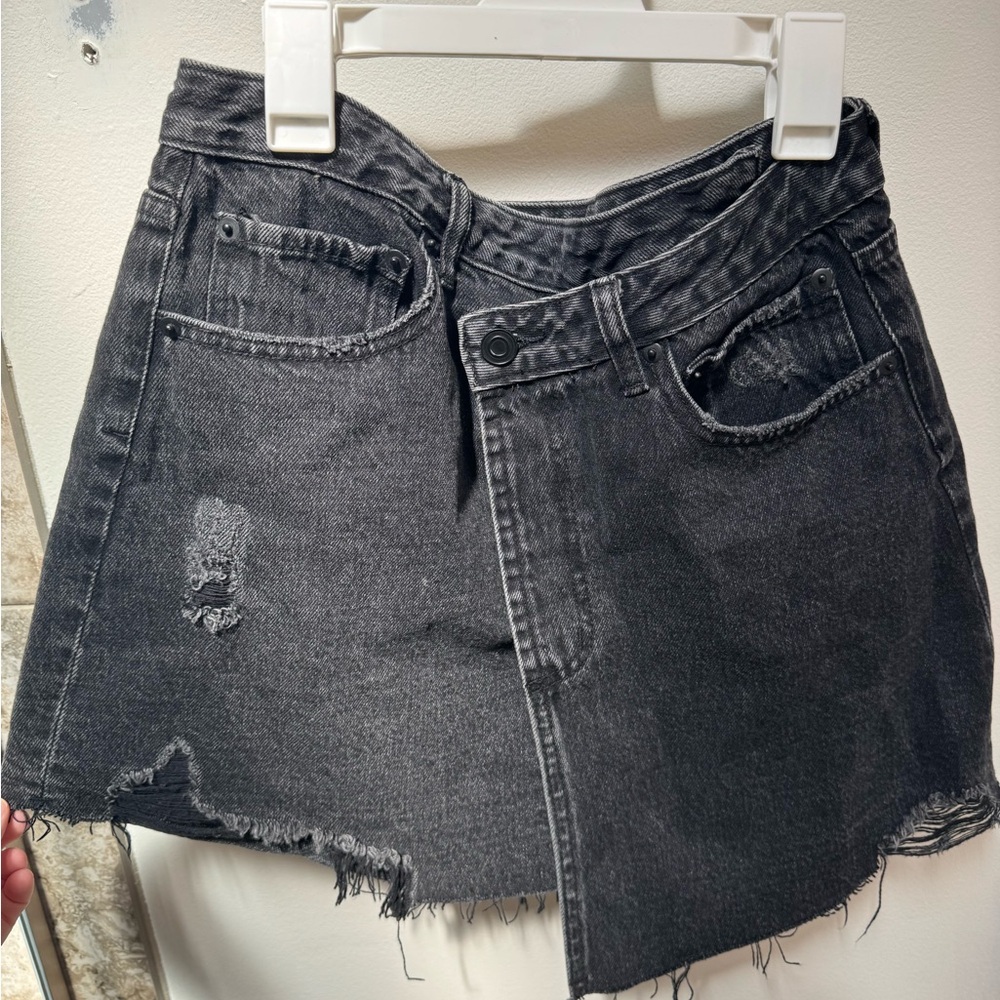 Gianni Bini black Denim Skirt